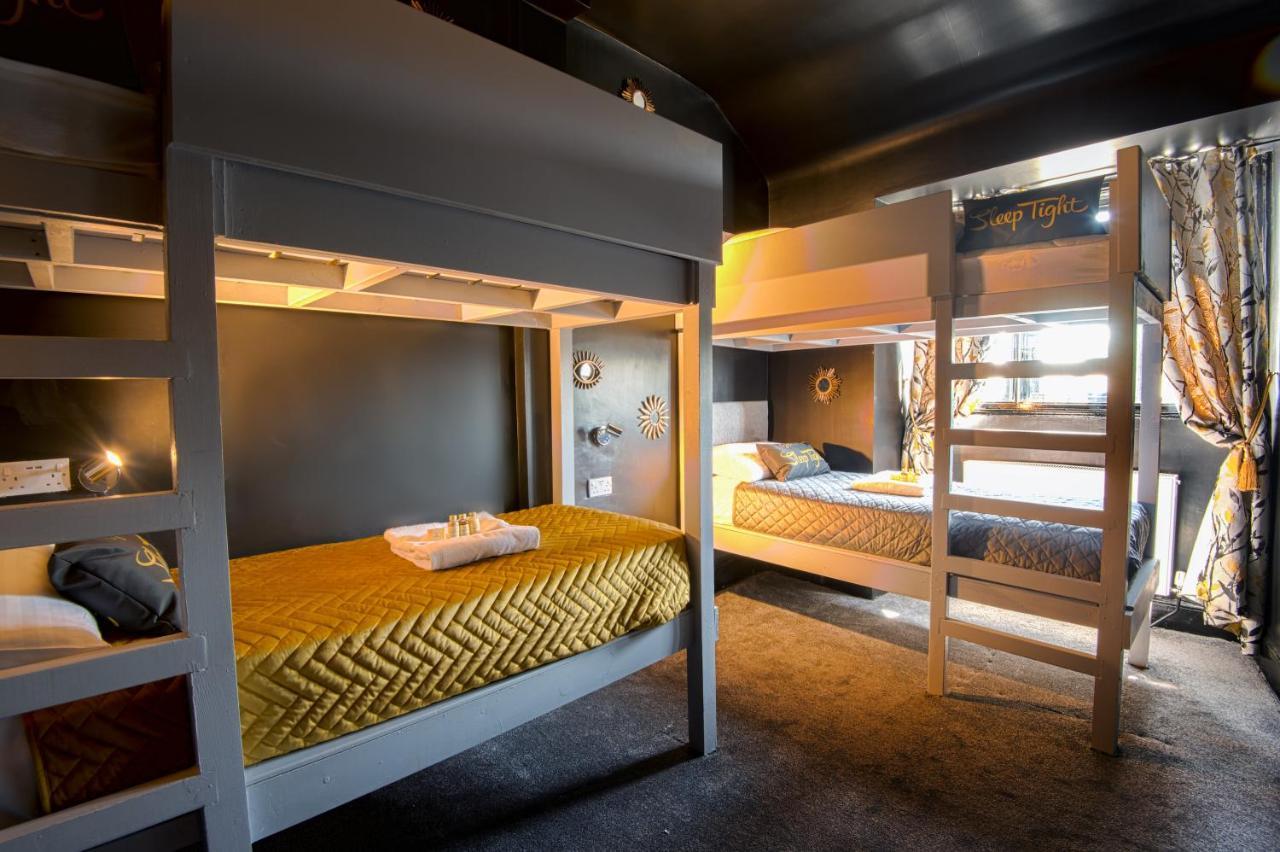 The Tudor Gathering - Events Groups - Up To 30 - Hot Tub Apartamento *